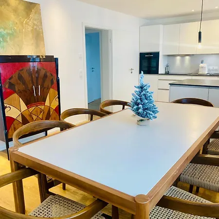 Liboria I Stylische Maisonette Alpenblick I 4min Zum דירה *
