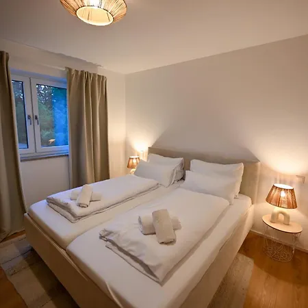 Liboria I Stylische Maisonette Alpenblick I 4min Zum Appartamento Uffing