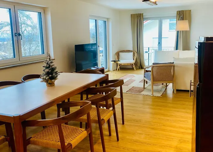 Liboria I Stylische Maisonette Alpenblick I 4min Zum アパート *